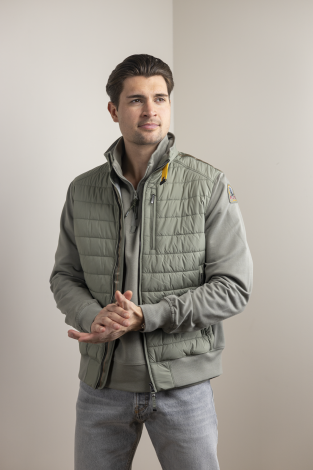 PARAJUMPERS zomerjas look 26