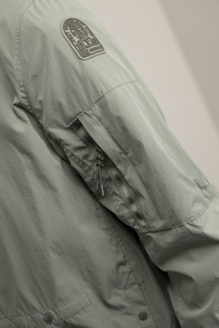 PARAJUMPERS zomerjas look 26