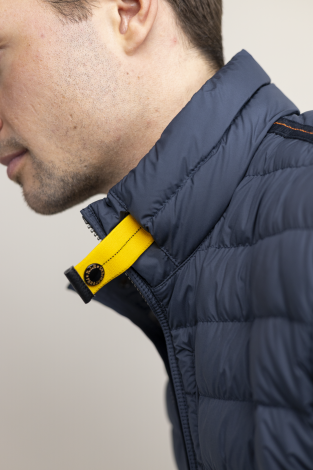 PARAJUMPERS zomerjas look 26