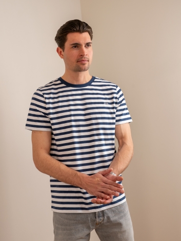 A.P.C. t-shirt look 26