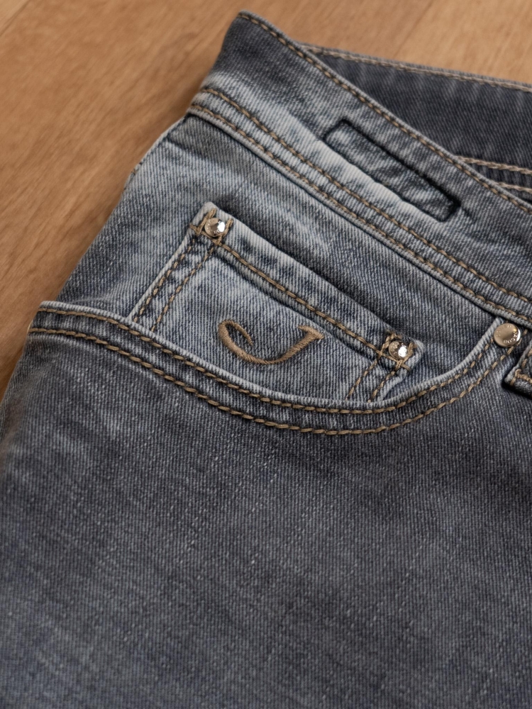 Jacob Cohën UMQE007 053 S4126 V2 700D