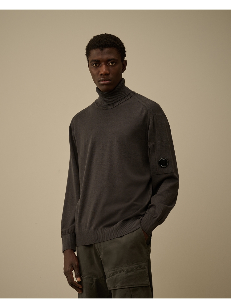 C.P. Company 19CMKN035A-005528A 978 DARK SHADOW