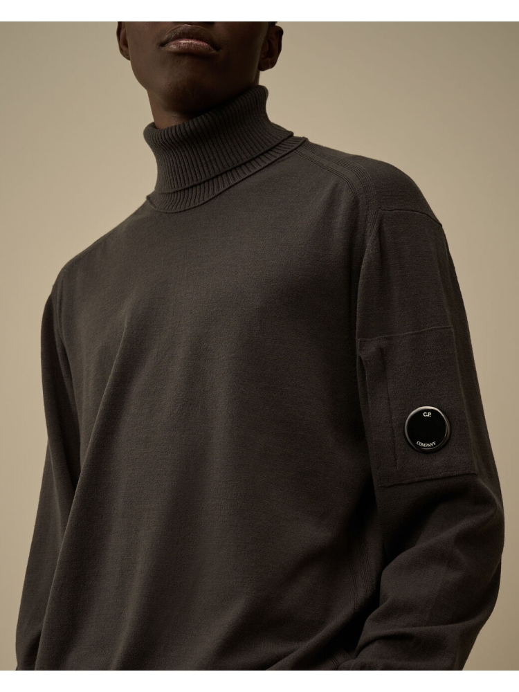 C.P. Company 19CMKN035A-005528A 978 DARK SHADOW