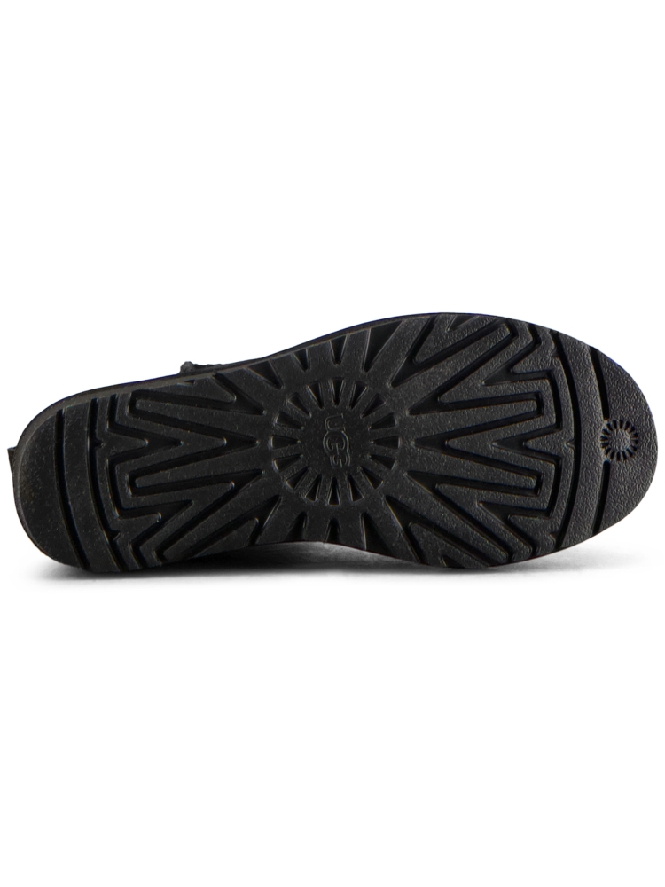  1137391 BLACK
