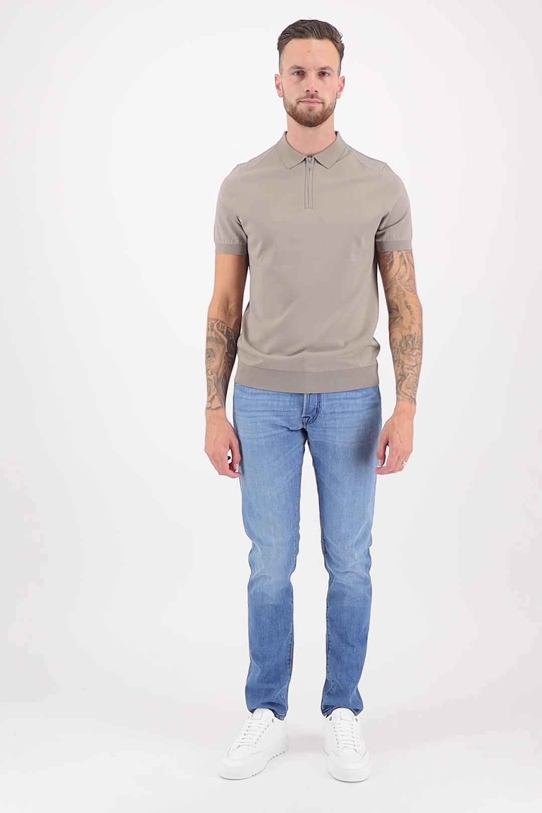 Valentoni Trevi polo zip Stone video